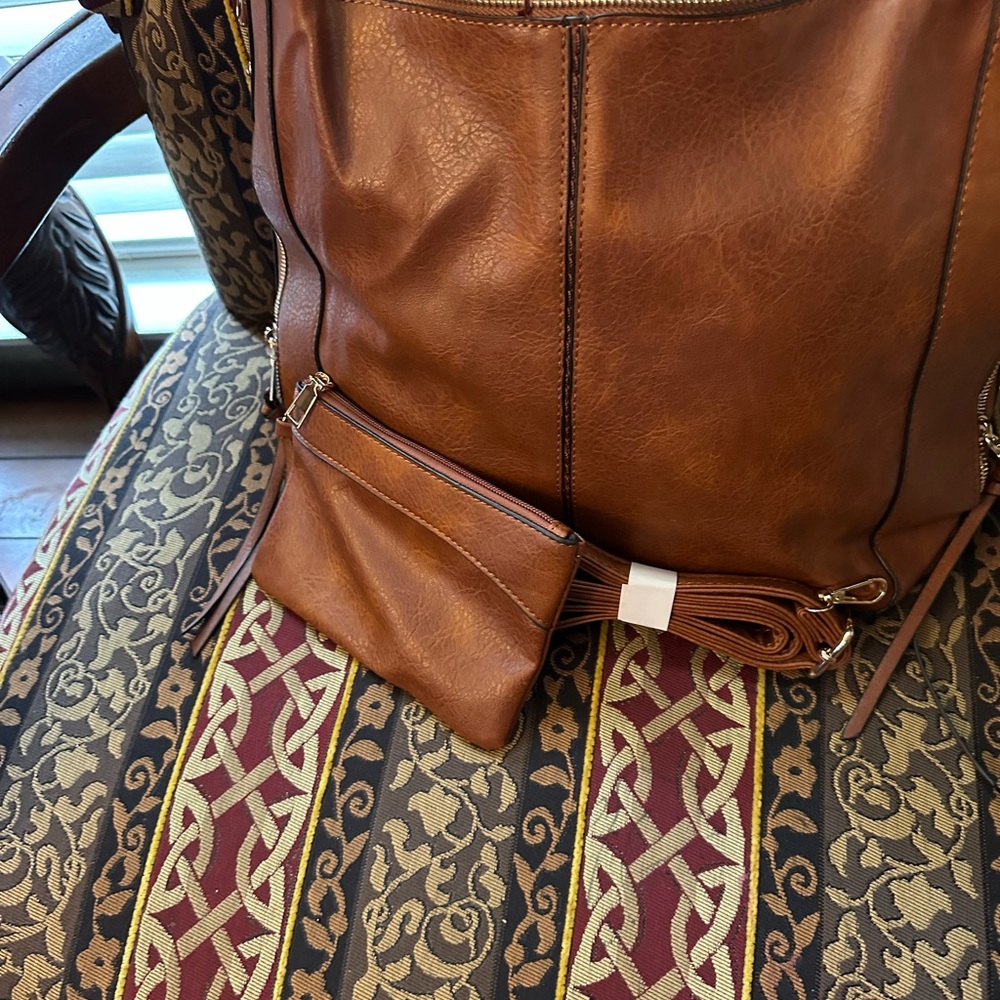 Elegant Brown Leather Women's Bag